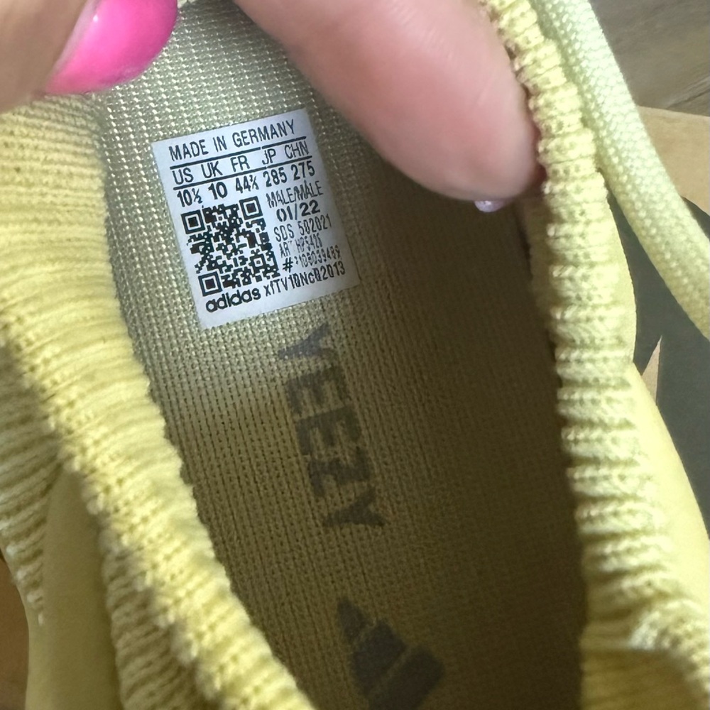 Men’s Adidas Yeezy 450 - Picture 5 of 7